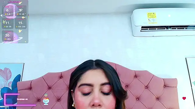 Онлайн чат XXX ThyaraJhons