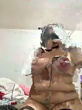 mariannN28's Webcam Show