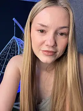 MilaMoone Live XXX-Chat