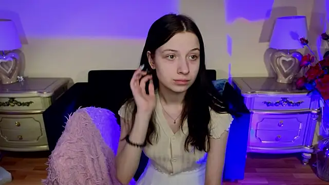 AlicePowellsのウェブカメラショー