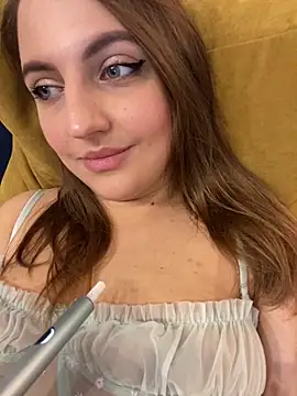 AliceDesmee Webcam-Show
