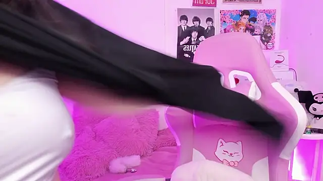 Sachi_Meow: онлайн-секс-чат