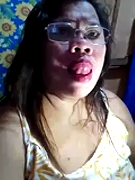 Huge_mama69 webkamerás műsora