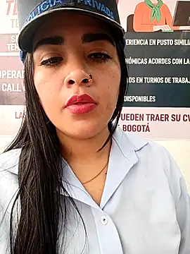 Chat XXX en directo de MAYE__13