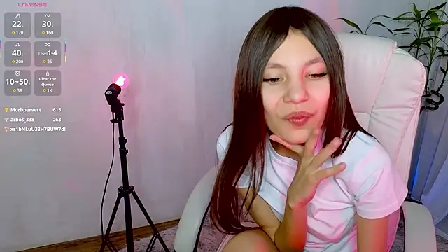 عرض كام Little__Lunaa