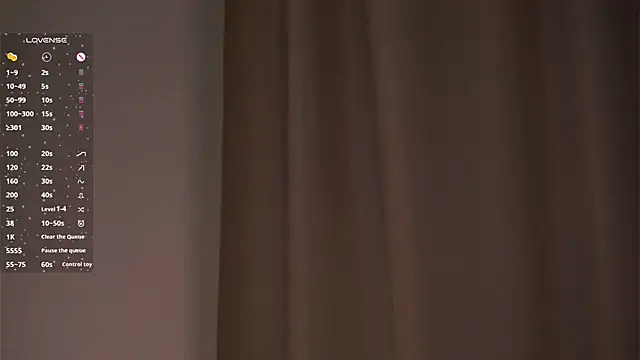 EffieHenri 现场XXX聊天