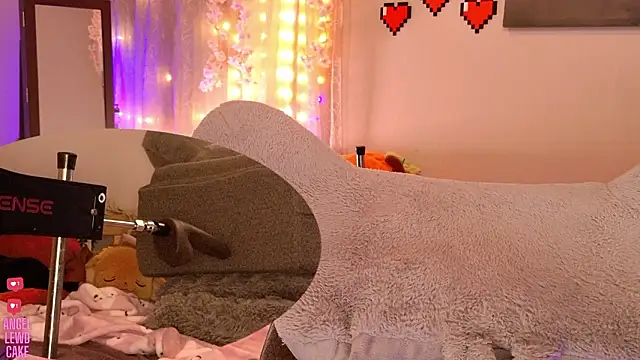 Angel-Lewd-Cake লাইভ XXX চ্যাট