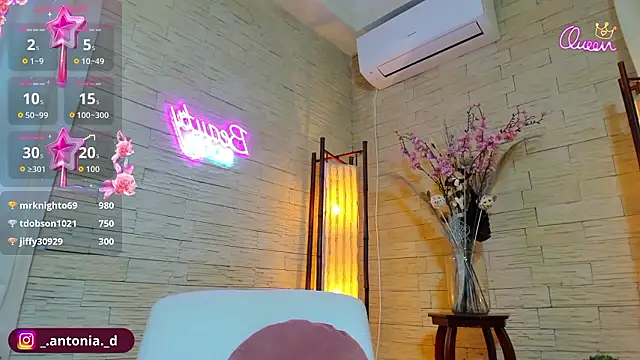 دردشة Bella_Posh الجنسية المباشرة