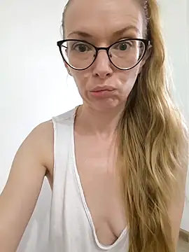 NatallyGreyn Webbikameraesitys