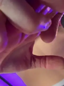 F3ckd0lllucy Webcam-Show