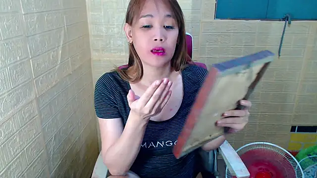 JuicyFoxCock 网络视  讯表演