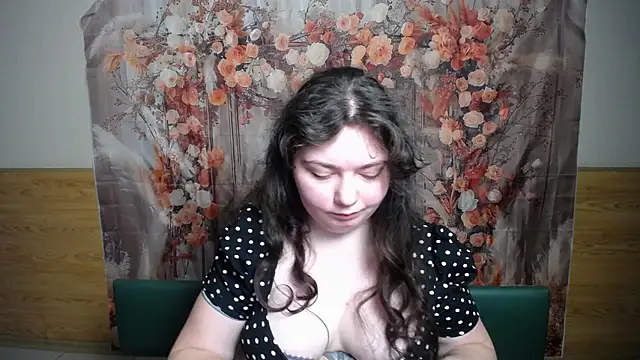 Chat +18 de NeonilaLisova ao vivo