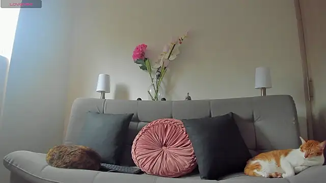 roxana_sinsx Webcam Show