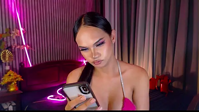 Show de Unforgettablejulia na webcam