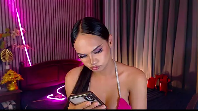 Онлайн чат XXX Unforgettablejulia