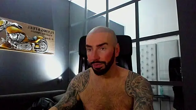 AronGrant Chat XXX live