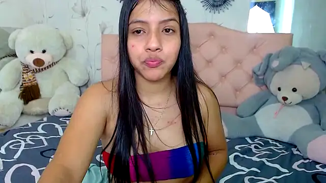 zara_cute – Naživo XXX chat