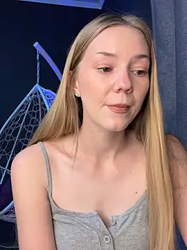 MilaMoone – Naživo XXX chat