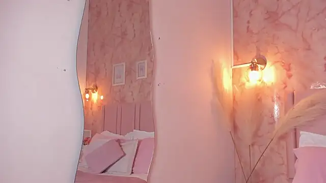 anntonella_watson Adlı Modelin Canlı XXX Sohbeti