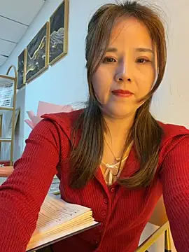 Efangfang 网络视讯表演