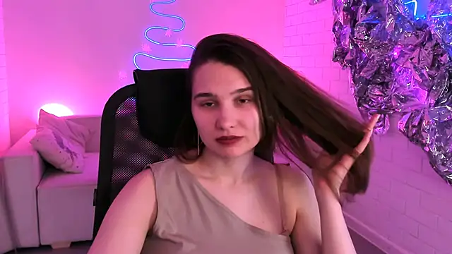 Chatroom XXX en direct de TessaMill