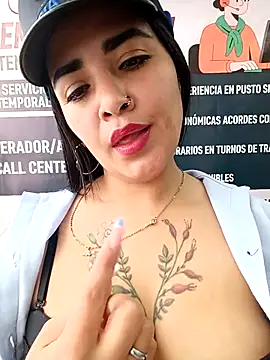 MAYE__13's Live XXX Chat