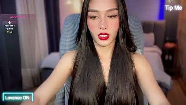 UrdreamTSgirl – Kamerová šou