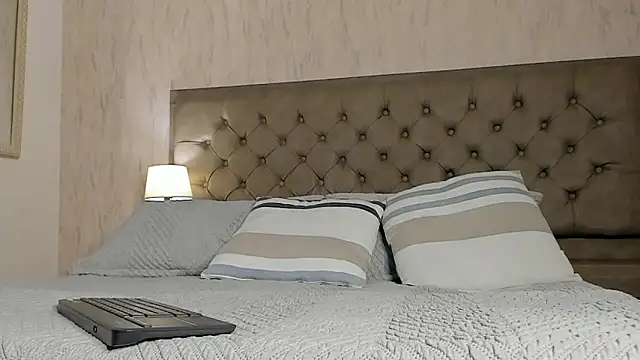 Chat XXX en directo de Sienna_brunette