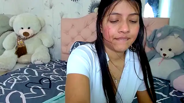 zara_cute লাইভ XXX চ্যাট