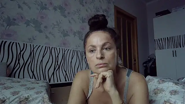 LindaStarS Adlı Modelin Web Kamerası Şovu