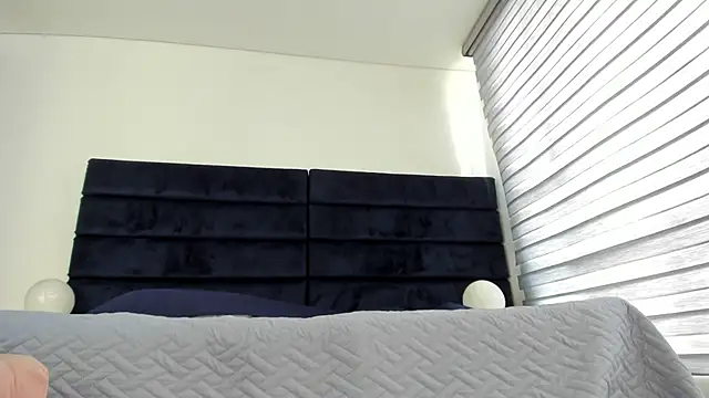 melanie_roux__'s Live XXX Chat