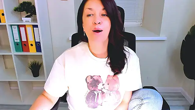 AnaMills' Live XXX Chat