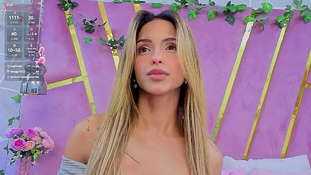 EmmyCortez's Live XXX Chat