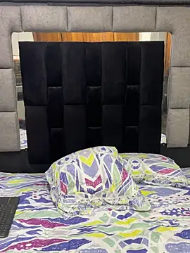 MR_MUSCLE Adlı Modelin Web Kamerası Şovu