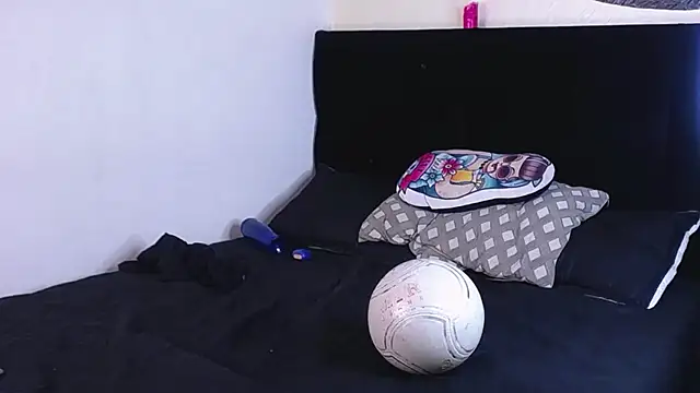 Chat +18 de jeisonstark ao vivo