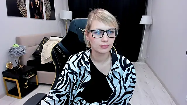 LindaSandy_1's Live XXX Chat