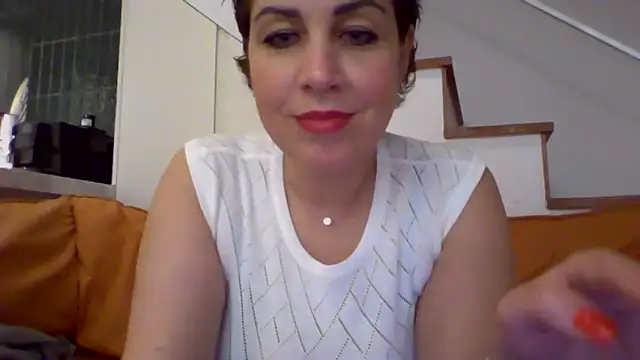 Rosinaya's Live XXX Chat