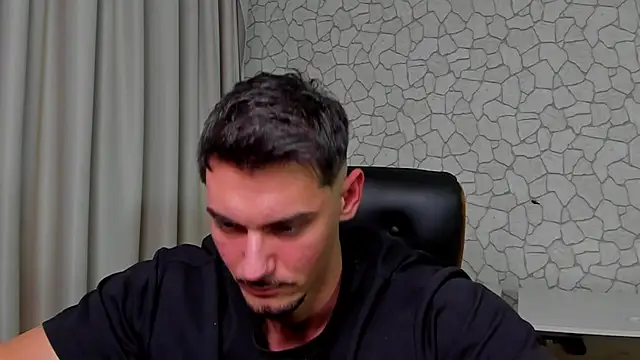 Chat +18 de ClintMasters ao vivo