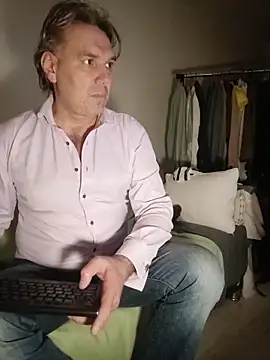 Saysomething3 Live XXX-Chat