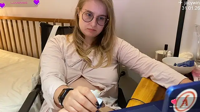 JacyWinslat 现场XXX聊天