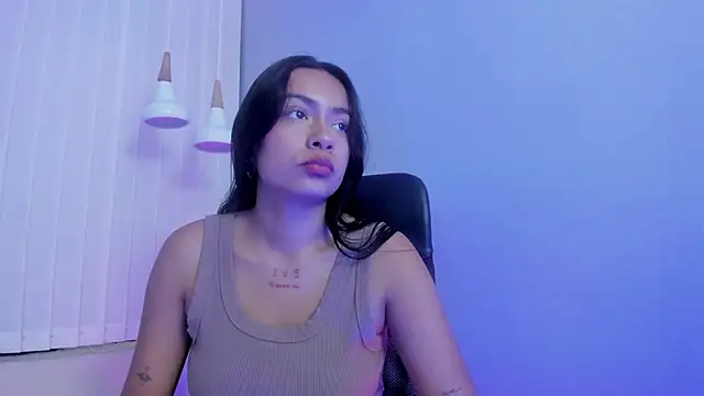 Lilo_Rose: онлайн-секс-чат