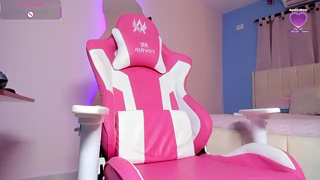 LOU_22_ live XXX chat