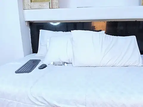 دردشة AnaTaylorr الجنسية المباشرة