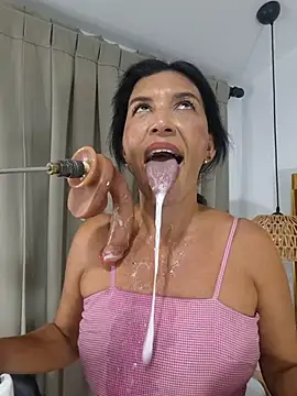 Angel_Perv: διαδικτυακό σόου στην κάμερα