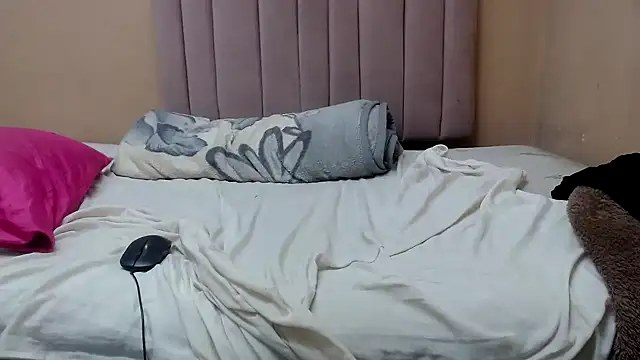 Živý XXX chat ThickDiva99