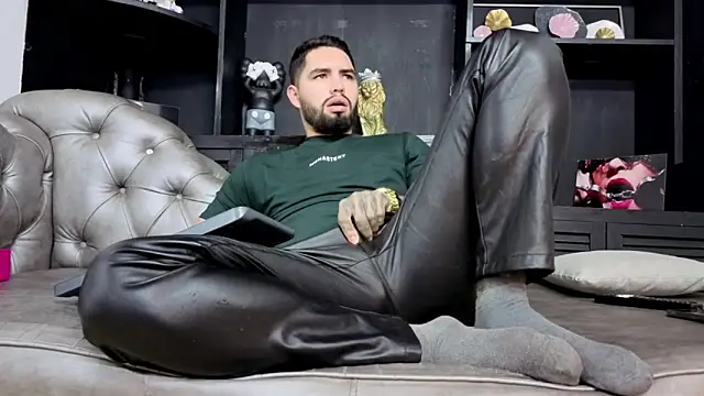 XXX chat uživo modela matteosantos