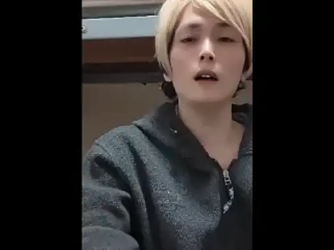 Онлайн чат XXX mgnhiroyuki