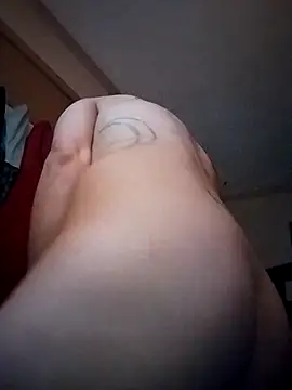 eatmeplease44 Live XXX Chat