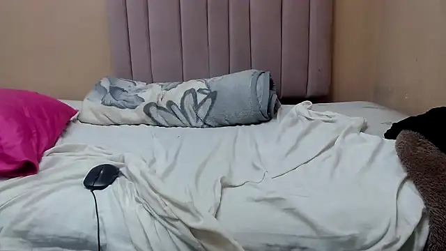 ThickDiva99 现场XXX聊天