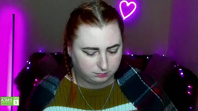 Chat +18 de Alicia_love00 ao vivo